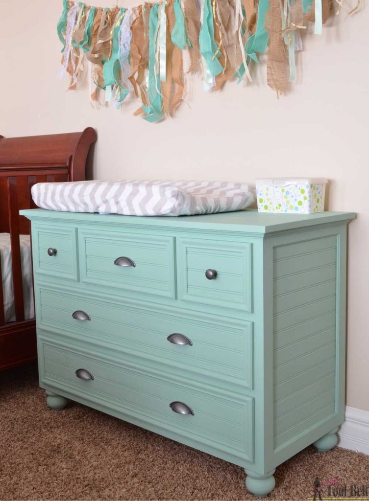 Free plans to build a DIY 5 drawer dresser/changing table with bead board detail.