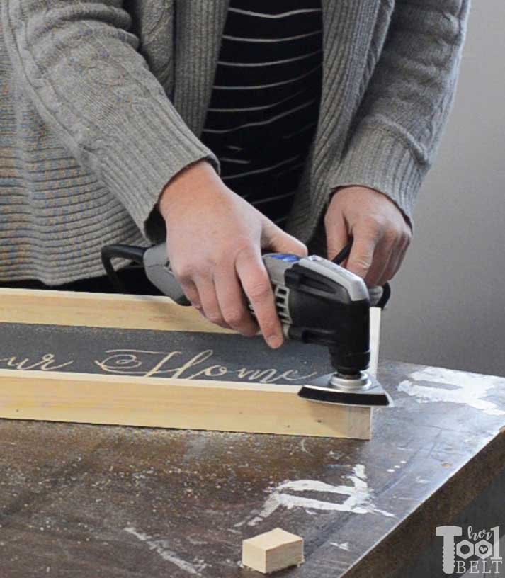 How to make an entryway welcome farmhouse sign, tutorial and printable pattern.