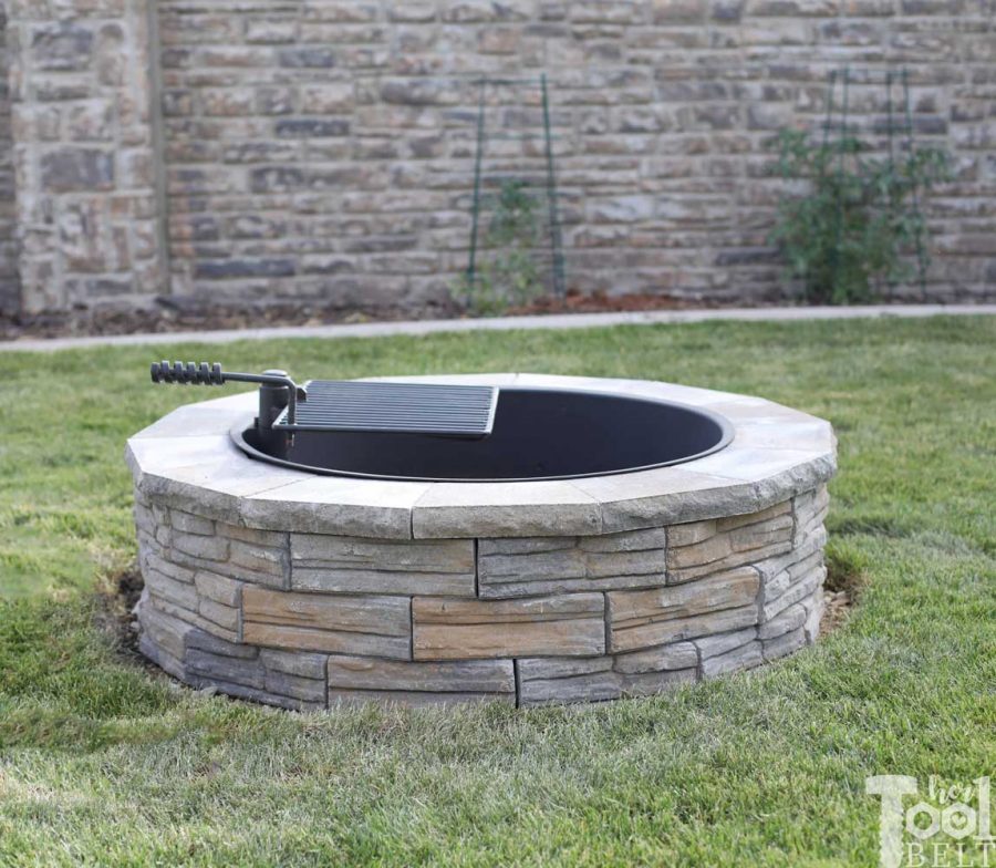 How to build a DIY backyard firepit with wall blocks from Home Depot.