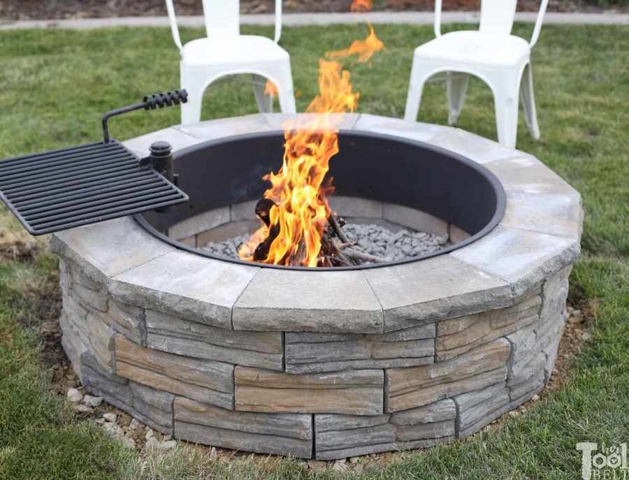 How to build a DIY backyard firepit with wall blocks from Home Depot.