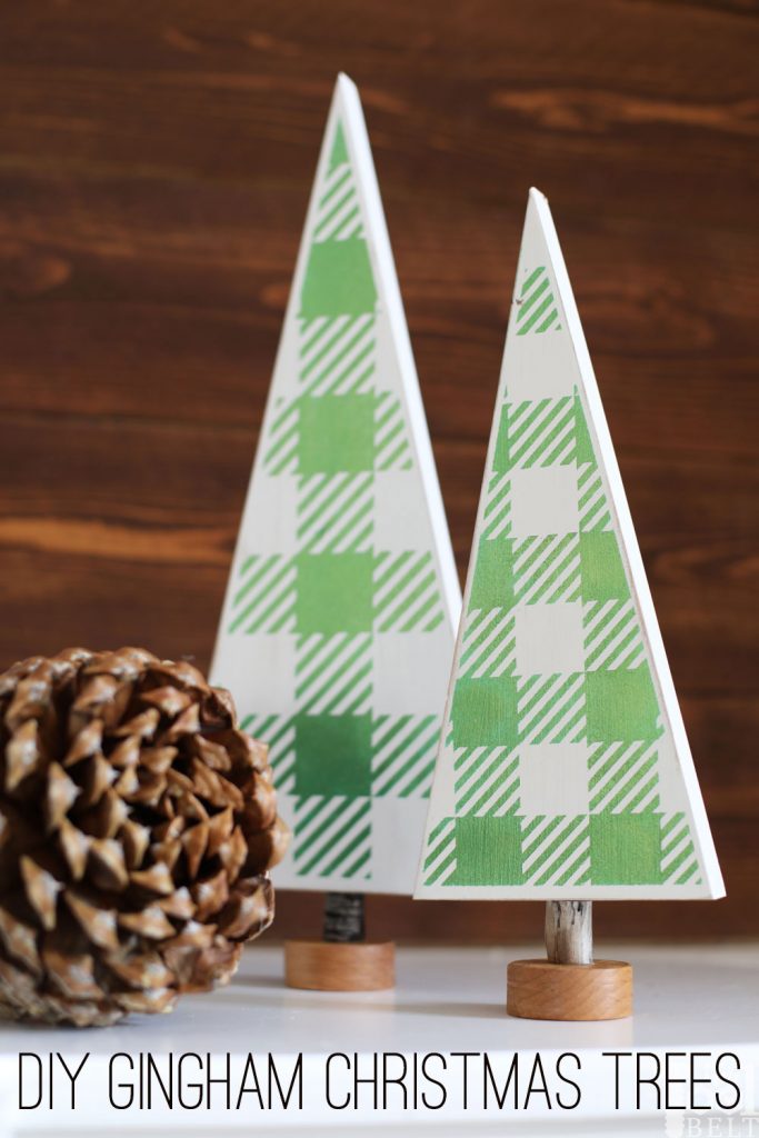 DIY green and white gingham Christmas Trees for your table top decor. Free vinyl template file to make your own.